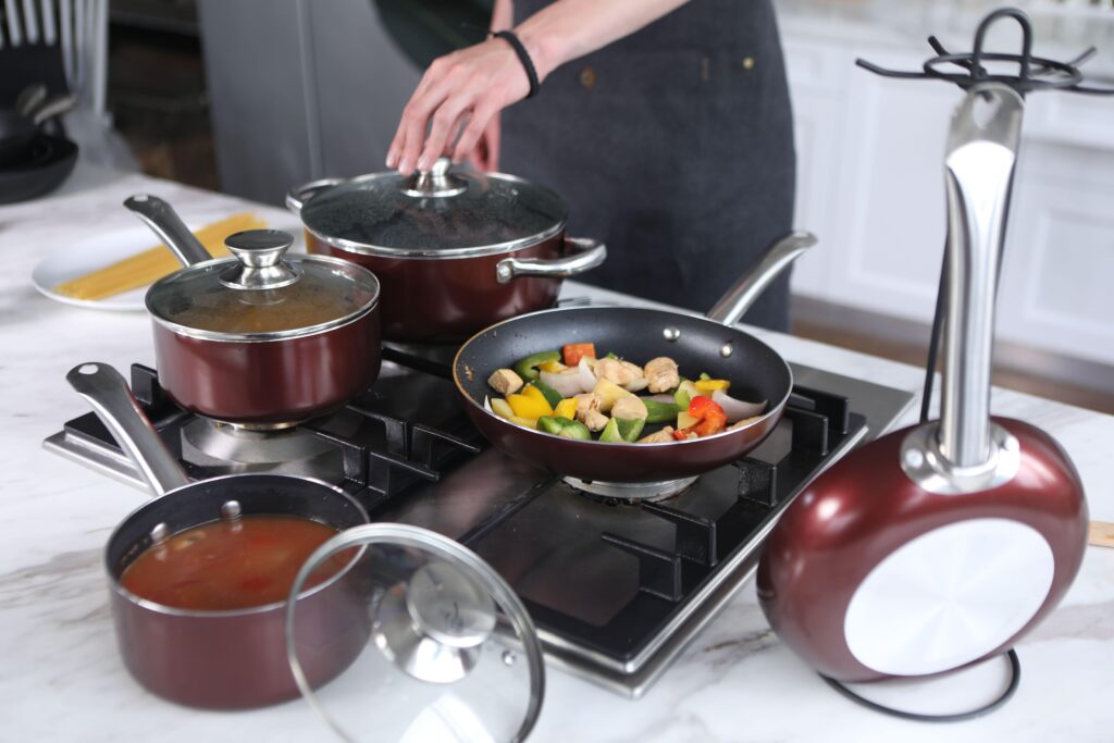 11 Non-Toxic Cookware Brands For a Healthy Kitchen